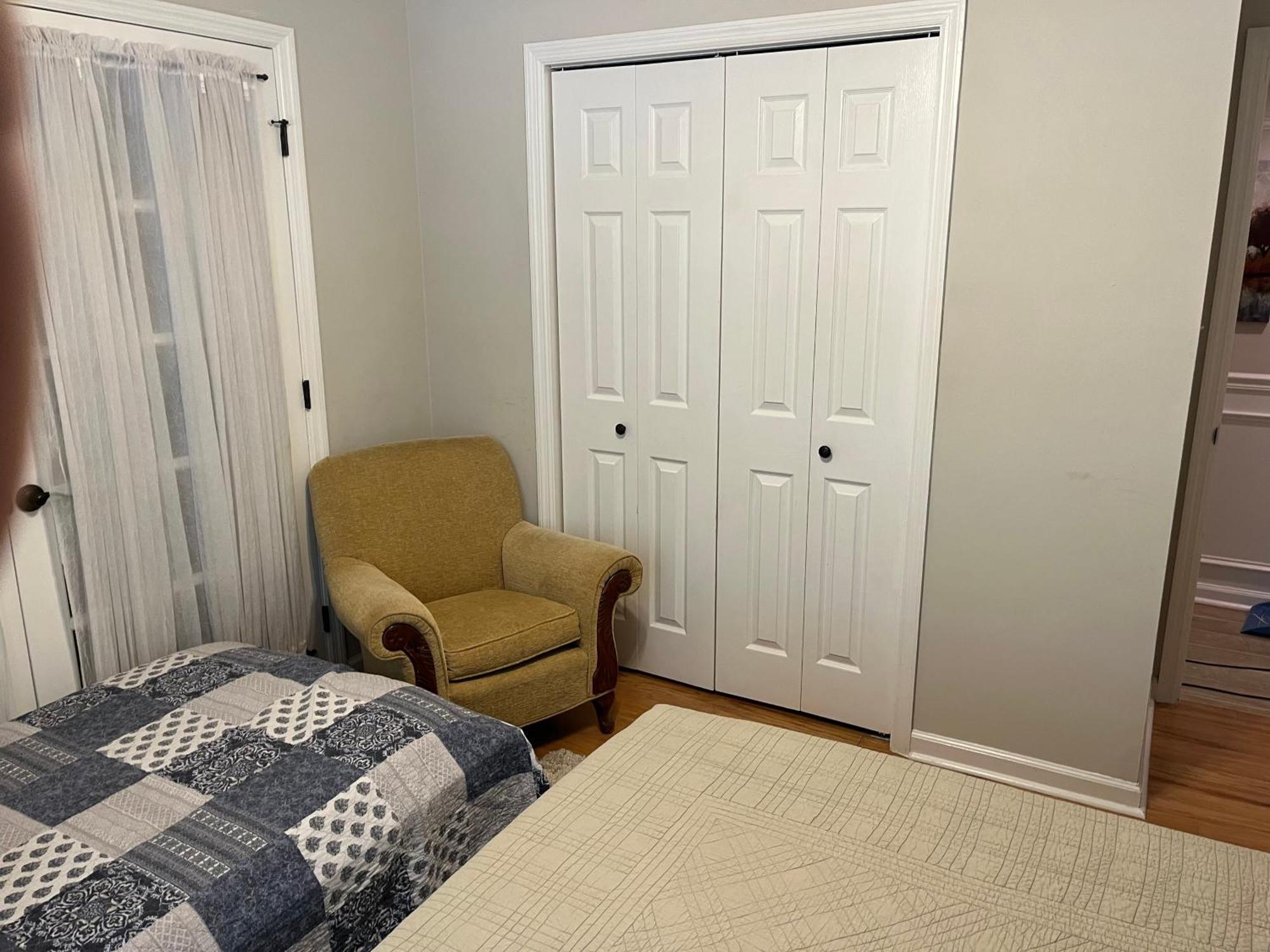 Spacious 3 Bedroom 2 Bath Condo Close To Five-Points In Athens Exterior photo